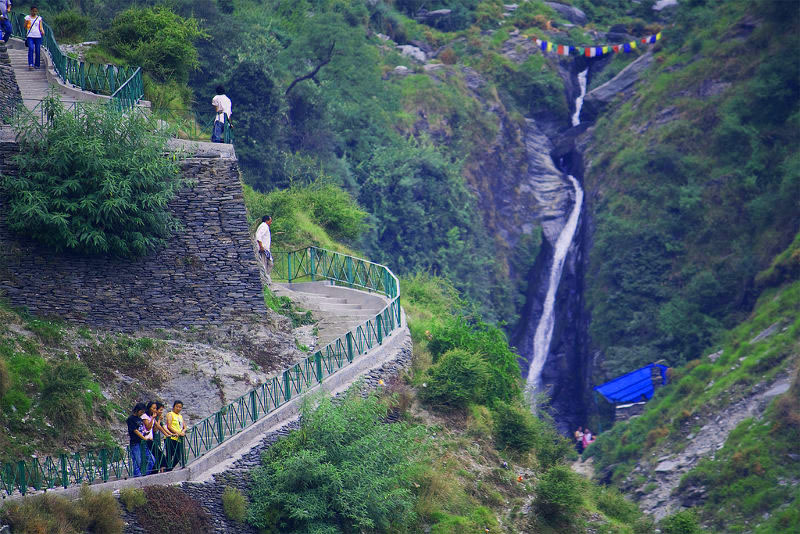 Gurgaon to Mcleodganj, Gurgaon Mcleodganj Tempo Traveller