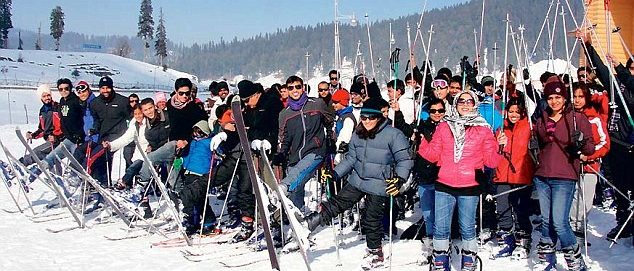 Gurgaon Gulmarg Taxi Gurgaon Gulmarg Taxi