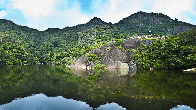 Gurgaon Mount Abu Taxi, Gurgaon Mount Abu Tempo Traveller