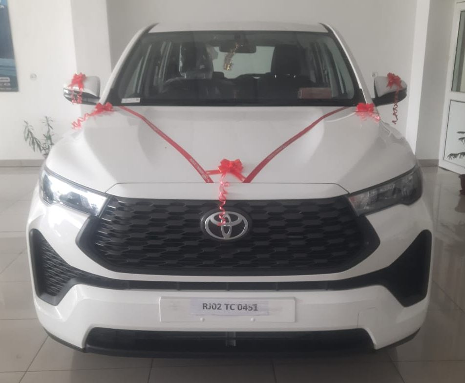 innova hycross In Gurgaon
